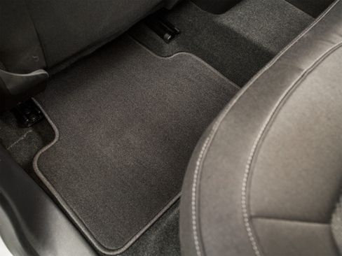 Used 2015 Chevrolet Colorado W/T RWD image 48