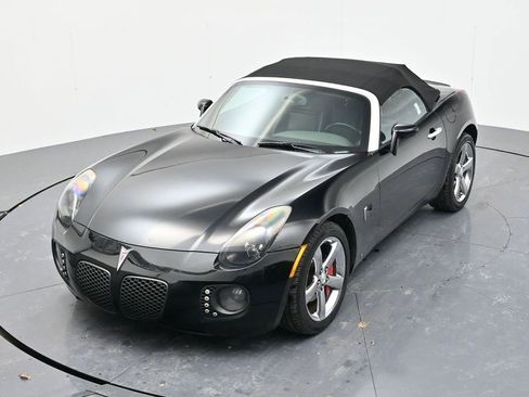 Used 2009 Pontiac Solstice GXP w/ Premium Package image 25