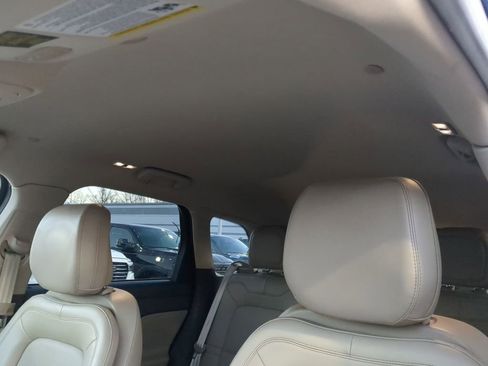 Used 2020 Lincoln Corsair AWD w/ Equipment Group 101A image 15