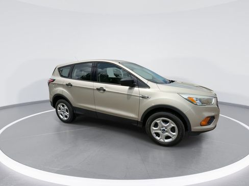 Used 2017 Ford Escape S FWD image 2