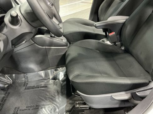 Used 2024 Nissan Kicks S image 14