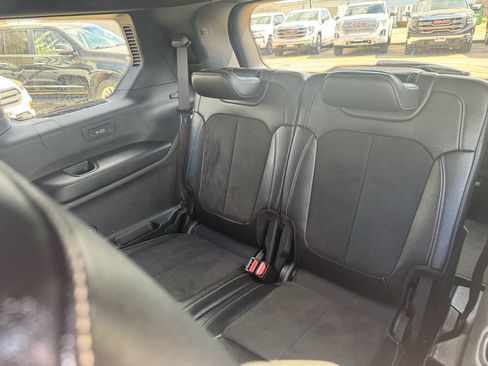 Used 2024 Jeep Grand Cherokee L Laredo image 16