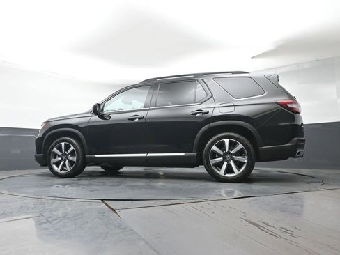 Used 2025 Honda Pilot Elite image 35