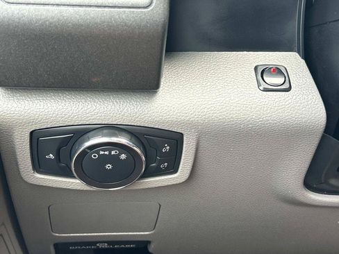 Used 2019 Ford F250 XL w/ Power Equipment Group RWD image 42