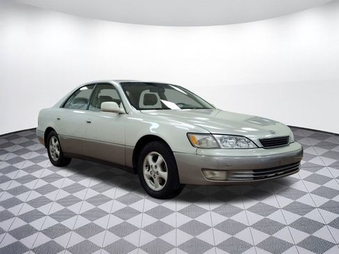 Used 1998 Lexus ES 330 image 6