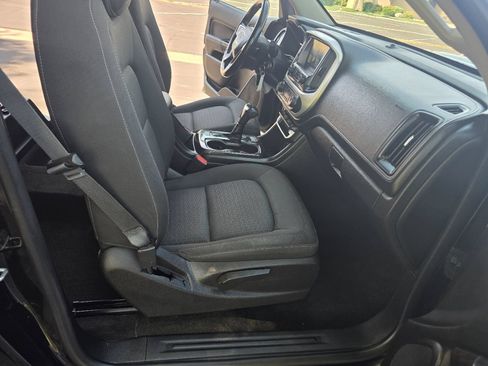 Used 2018 GMC Canyon SLE w/ Nightfall Edition AWD/4WD image 39