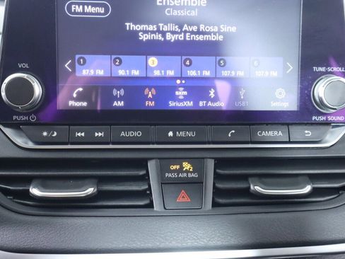 Used 2019 Nissan Altima 2.5 S FWD image 21