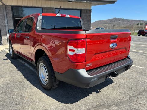 Used 2024 Ford Maverick XL image 4