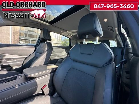 Used 2024 Nissan Ariya AWD image 10