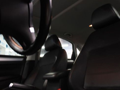 Used 2012 Volkswagen Passat TDI SE FWD image 8
