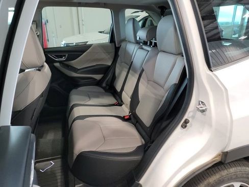 Used 2023 Subaru Forester Limited AWD/4WD image 11