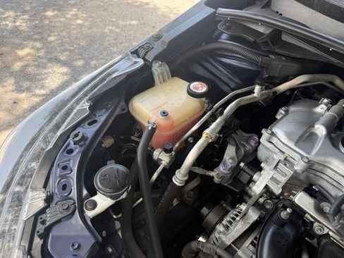 Used 2021 Toyota Corolla LE w/ Carpet Mat Package (TMS) FWD image 40