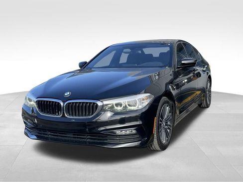 Used 2018 BMW 530i w/ Premium Package image 2