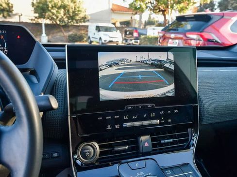 Used 2023 Toyota bZ4X XLE image 24