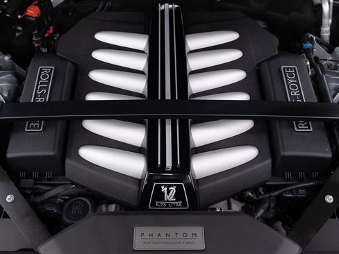 Certified 2018 Rolls-Royce Phantom Sedan image 54