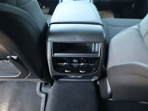 New 2025 Jeep Grand Cherokee Laredo w/ MOPAR Finishing Package image 37