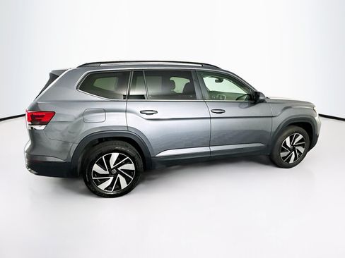 Used 2025 Volkswagen Atlas SE FWD image 10