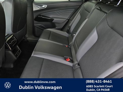 Used 2023 Volkswagen ID.4 Pro S RWD image 11