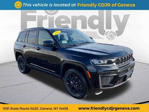 New 2026 Jeep Grand Cherokee Altitude image 3