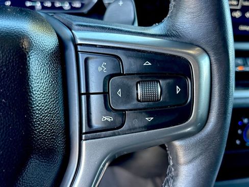Used 2022 Chevrolet Silverado 1500 LTZ image 18