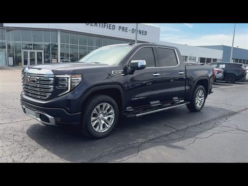 Used 2023 GMC Sierra 1500 Denali AWD/4WD image 4