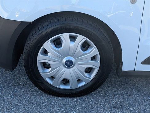 Used 2023 Ford Transit Connect XL image 5