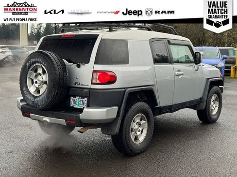 Used 2008 Toyota FJ Cruiser 4WD image 8