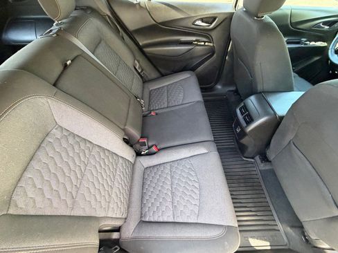 Used 2019 Chevrolet Equinox LT image 12