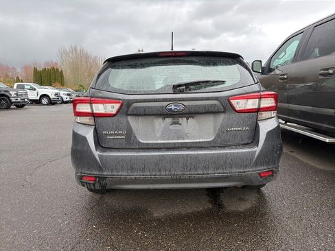 Used 2018 Subaru Impreza 2.0i image 4