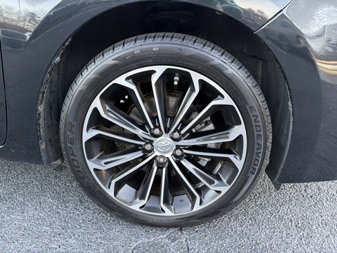 Used 2016 Toyota Corolla S image 12