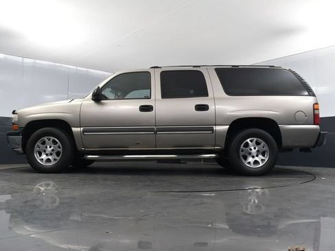 Used 2001 Chevrolet Suburban LS w/ LS Preferred Equipment Group AWD/4WD image 20