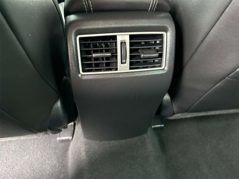 Used 2021 Nissan Maxima 3.5 SV image 10