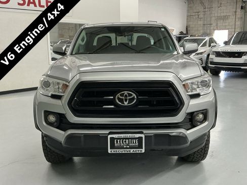 Used 2022 Toyota Tacoma SR5 image 2