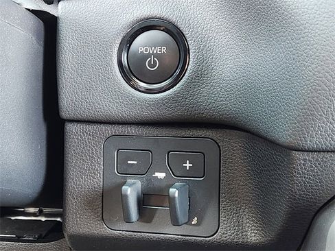 Used 2026 Toyota Tundra Limited image 15