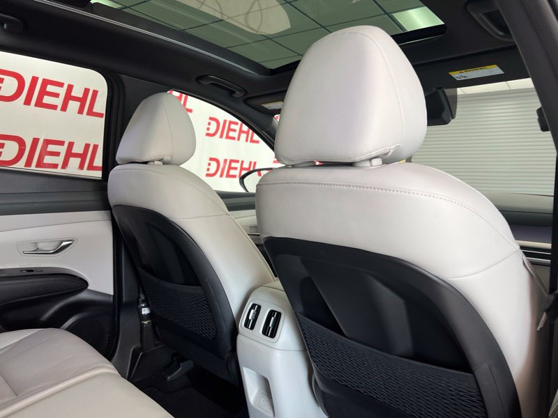Used 2026 Hyundai Tucson Limited AWD/4WD image 12