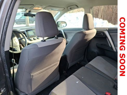 Used 2014 Toyota RAV4 LE image 8