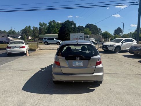 Used 2010 Honda Fit image 6