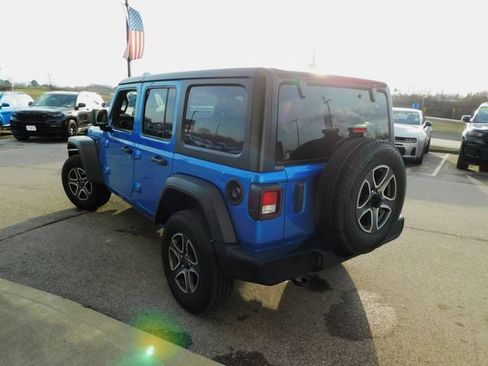 Used 2022 Jeep Wrangler Unlimited Sport S image 6