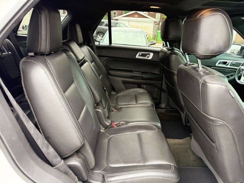 Used 2015 Ford Explorer Sport w/ Equipment Group 401A AWD/4WD image 28