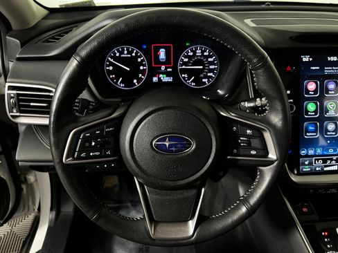 Used 2025 Subaru Outback Limited AWD/4WD image 16