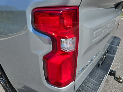 Used 2020 Chevrolet Silverado 1500 RST AWD/4WD image 35