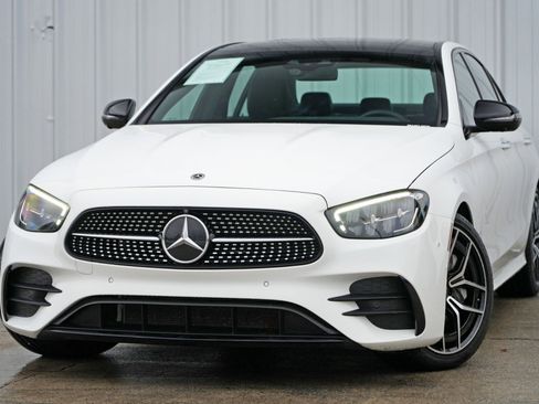 Used 2021 Mercedes-Benz E 350 Sedan w/ Premium Package image 3
