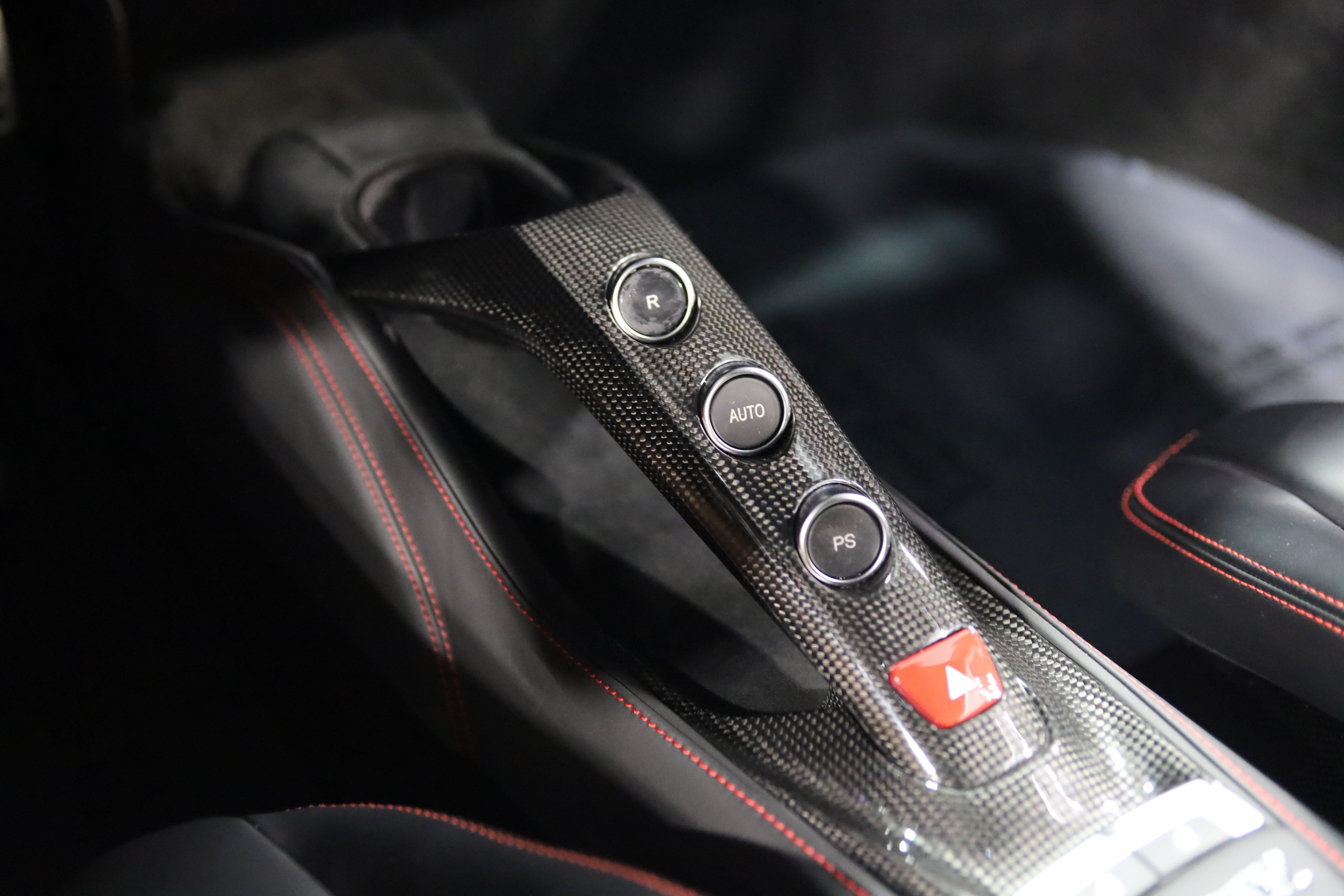 Used 2016 Ferrari 488 GTB RWD image 30