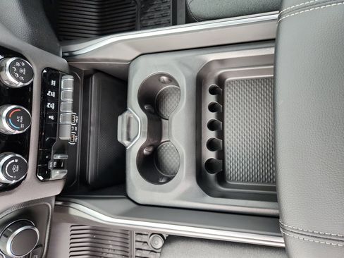 New 2026 RAM 1500 Big Horn AWD/4WD image 15