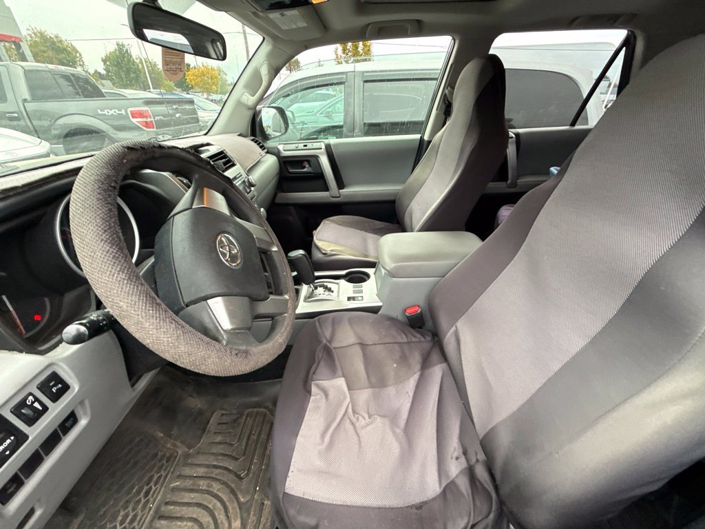 Used 2011 Toyota 4Runner SR5 AWD/4WD image 9