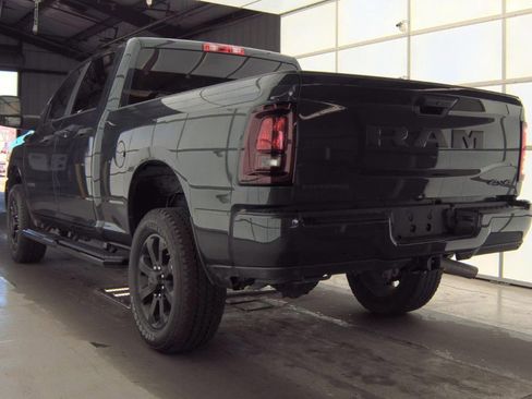 Used 2025 RAM 2500 Big Horn AWD/4WD image 6