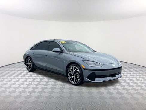 Used 2024 Hyundai Ioniq 6 Limited RWD image 3