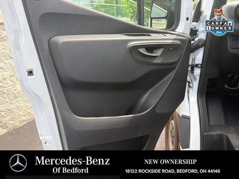Used 2024 Mercedes-Benz Sprinter 2500 image 7