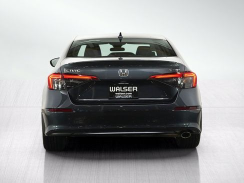 Used 2024 Honda Civic Sport image 4