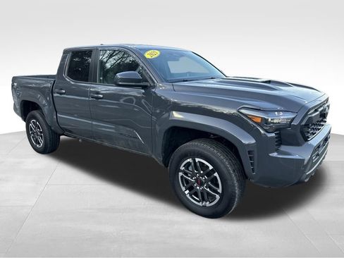 Certified 2025 Toyota Tacoma TRD Sport image 7